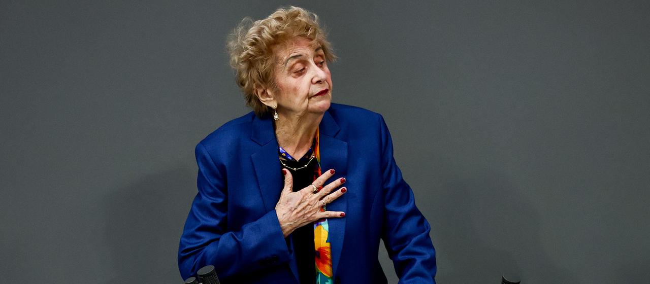 Holocaust-Überlebende Tova Friedman warnt vor erneutem Antisemitismus