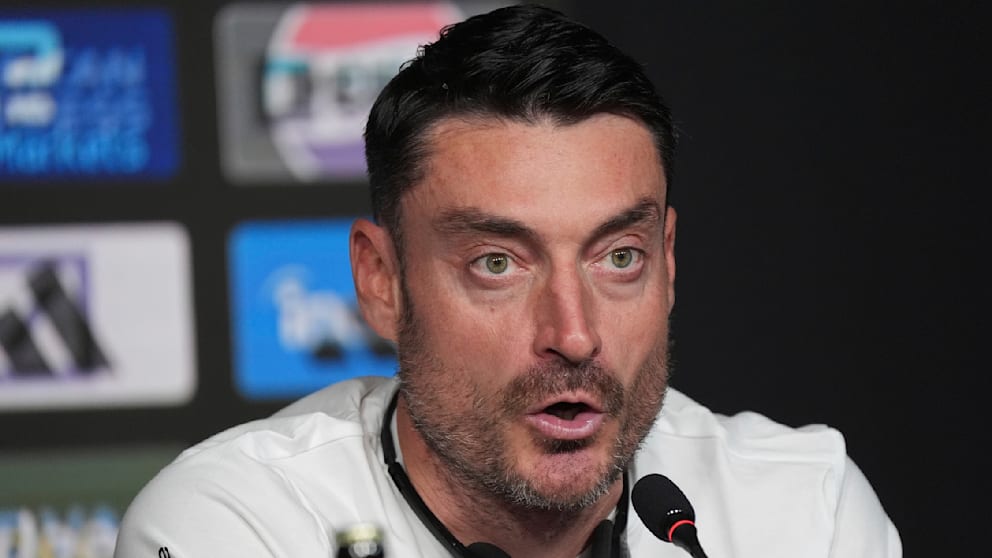 Albert Riera Bringt Frischen Wind in Eintracht Frankfurt