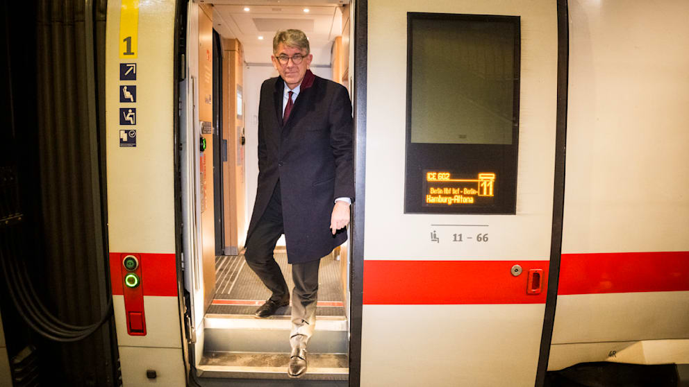 Wie das Eis-Chaos Deutschlands Transportwesen beeinträchtigt