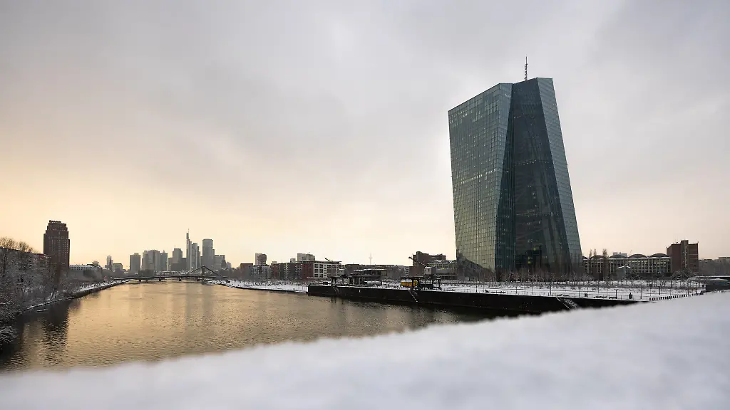 EZB belässt Leitzins unverändert bei sinkender Inflation