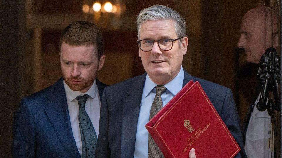 Kritik an Premier Starmer wegen Skandal um Stabschef McSweeney