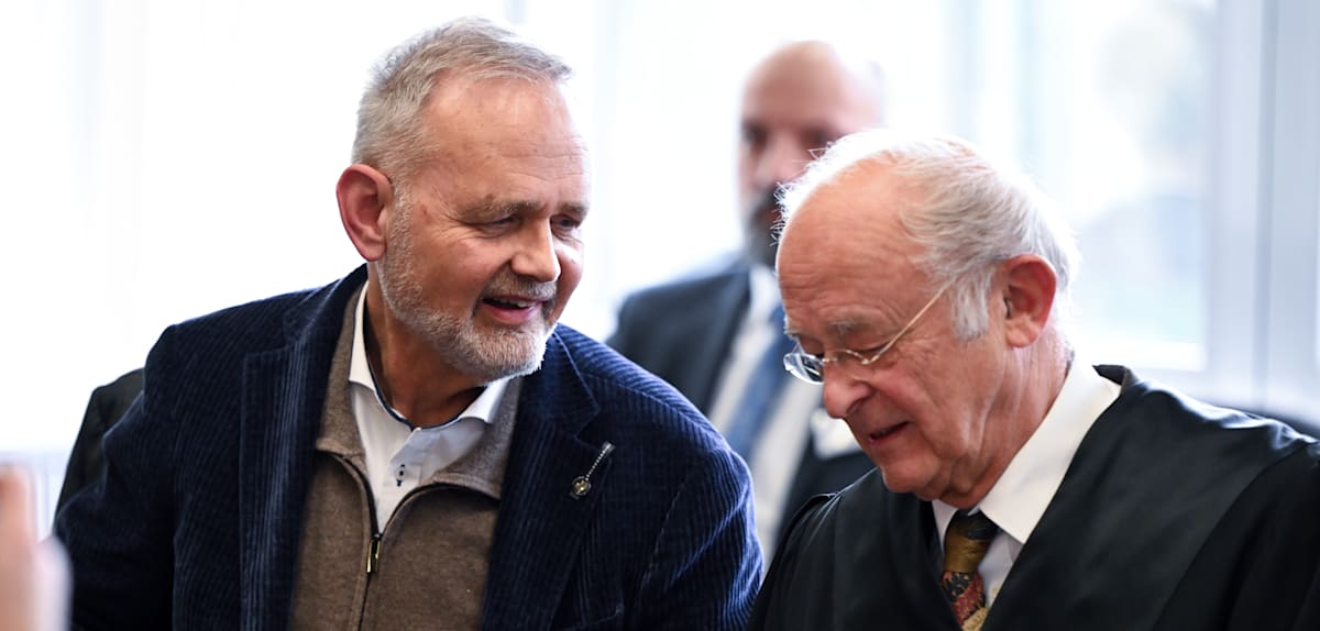 Katholische Klinik darf Chefarzt Durchführung von Schwangerschaftsabbrüchen nicht verbieten