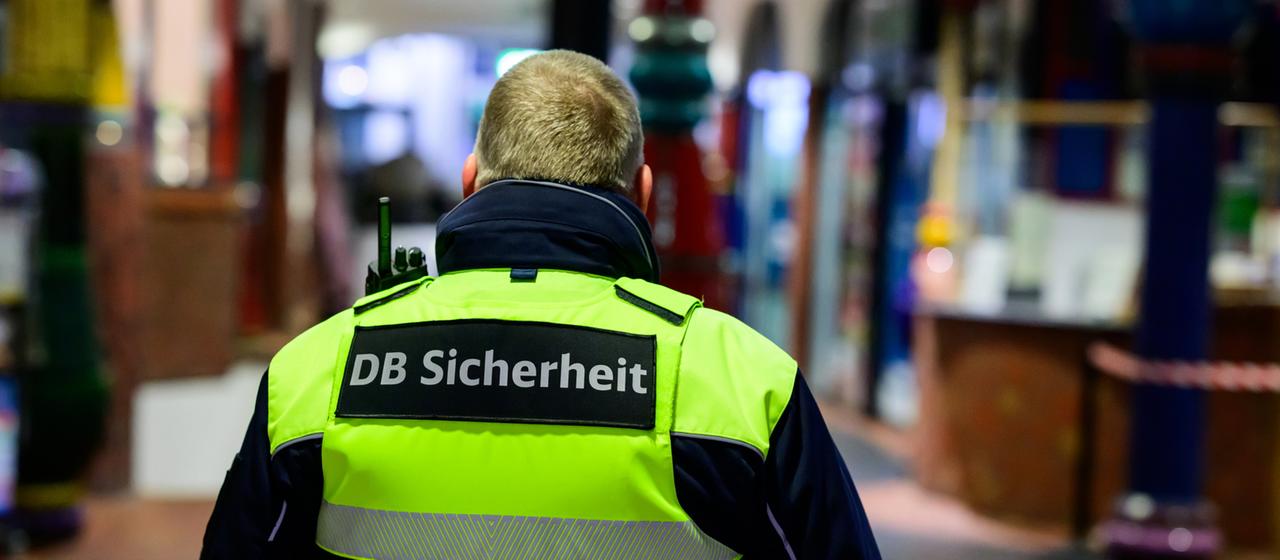 Sicherheitsgipfel nach tödlichem Angriff im Bahnverkehr