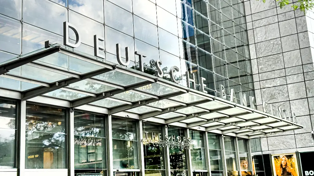 Deutsche Bank erkennt Fehler im Umgang mit Epstein an