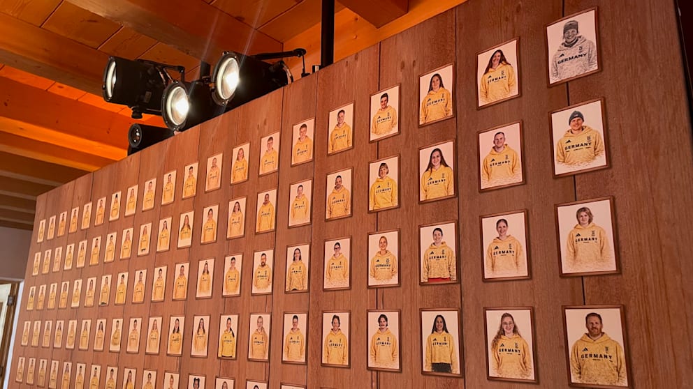 Ehrenplatz für Laura Dahlmeier im Deutschen Haus der Olympischen Spiele