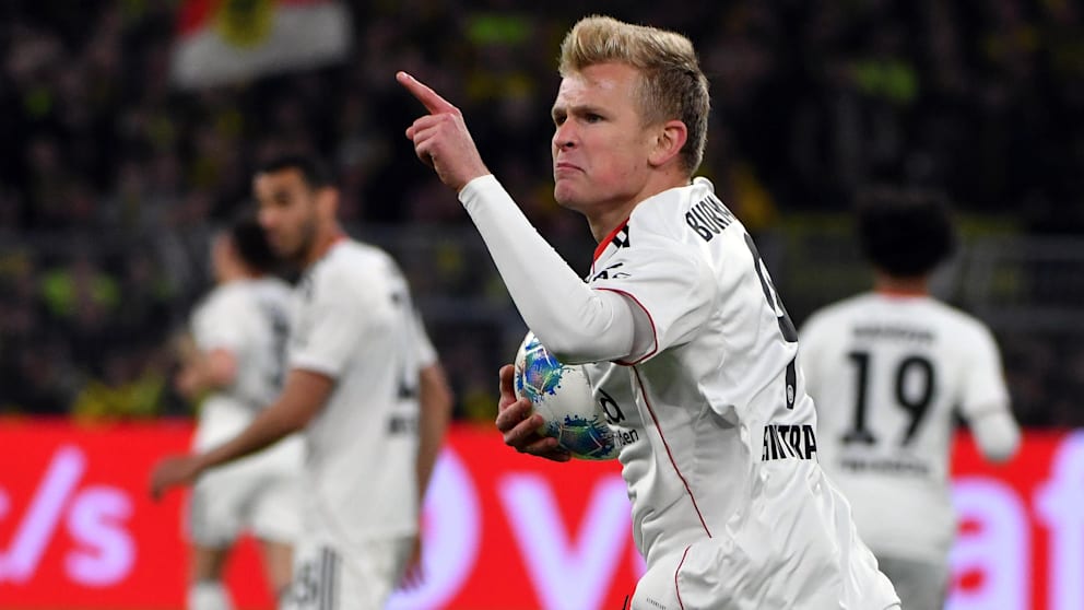 Interne Spannungen bei Eintracht Frankfurt: Geldstrafe für Burkardt