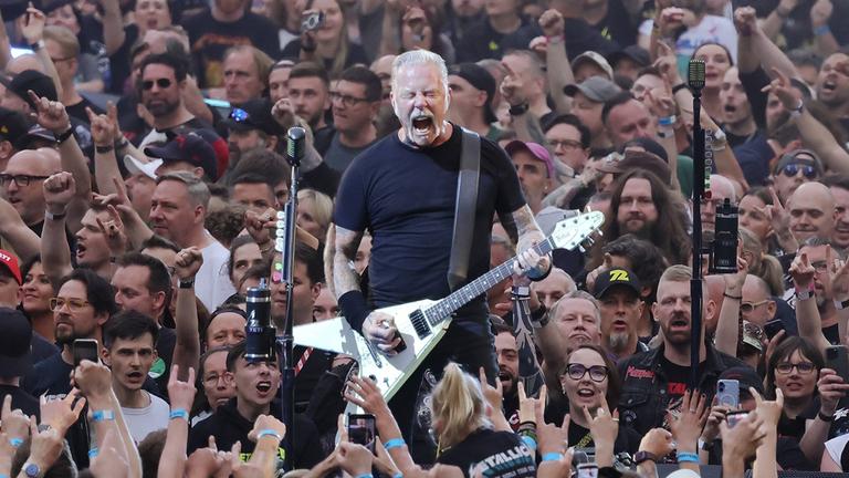 Rekord-Show im Berliner Olympiastadion: Metallica begeistert 94.000 Fans