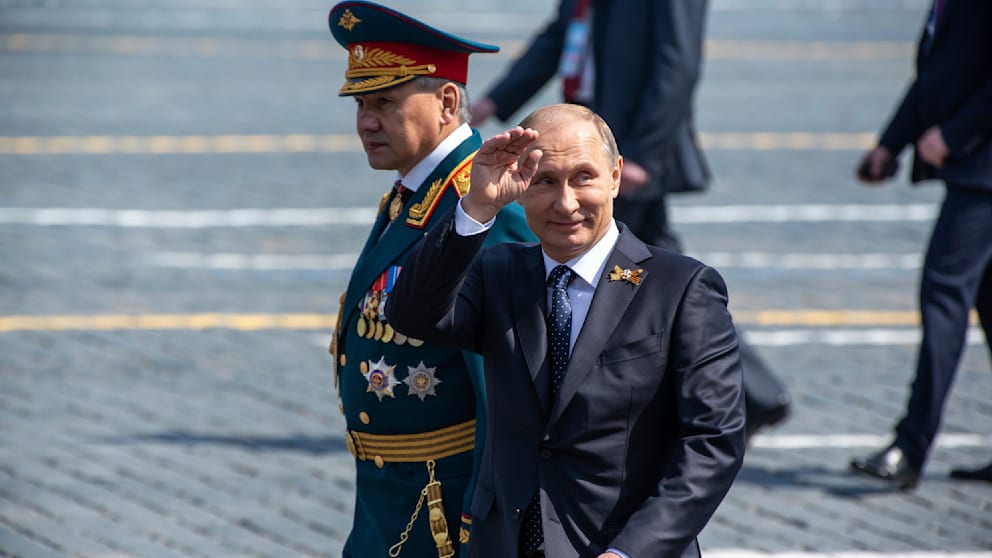 Kleinerer Aufmarsch am 9. Mai: Putins Parade ohne Pomp