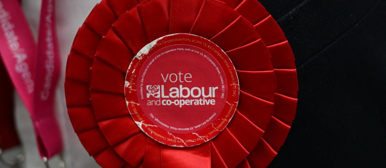 Labour Party erlebt historisches Wahldebakel in Großbritannien