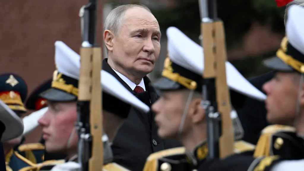 Russland bietet Rekruten Schuldenerlass als Anreiz