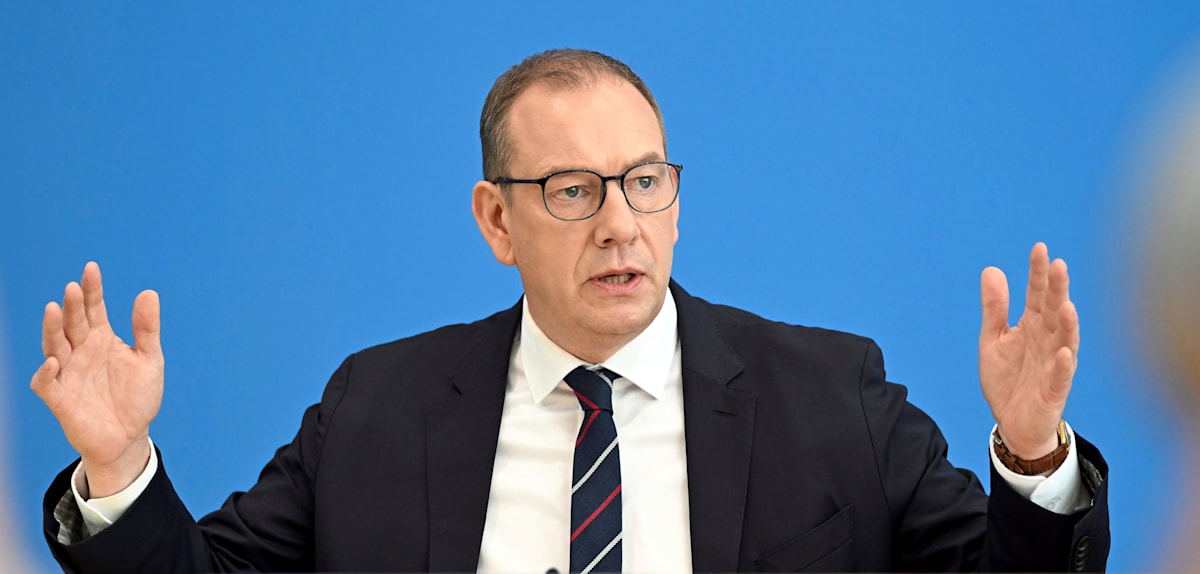 Debatte über Wehrpflicht und Bußgelder: Bundeswehr und die Reaktionen junger Männer