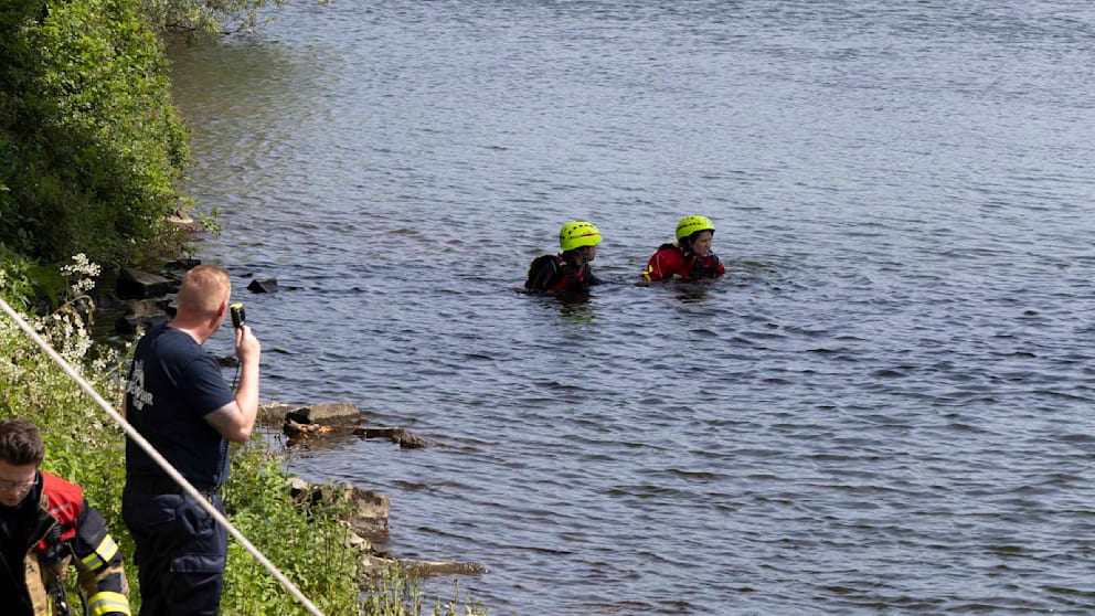 DLRG warnt vor den Gefahren beim Baden: Appell an Eltern und Schwimmer