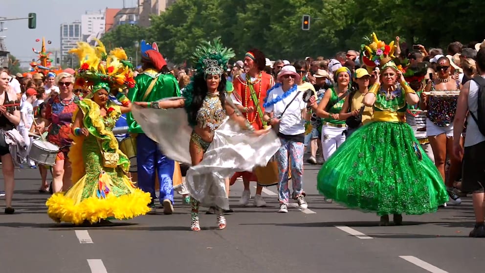 Ein Hauch von Rio: Berlin tanzt durch Karneval der Kulturen