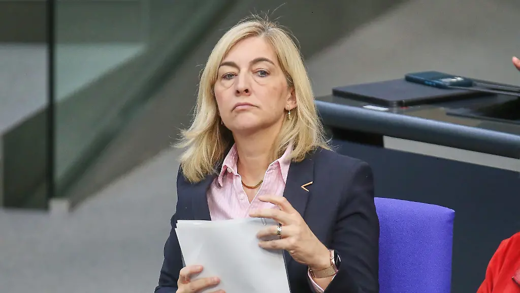 Erhöhung der Pflegebeiträge für Kinderlose geplant