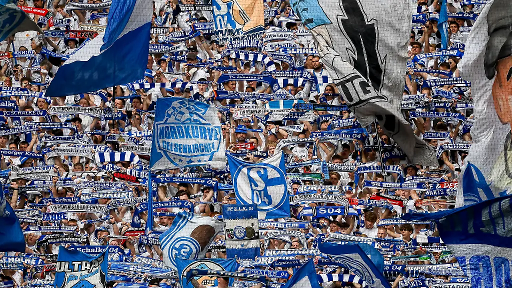 Ermittlungen gegen Schalke-Jugendtrainer wegen Missbrauchsvorwürfen