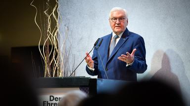 Bundespräsident Steinmeier diskutiert über Wehrpflicht