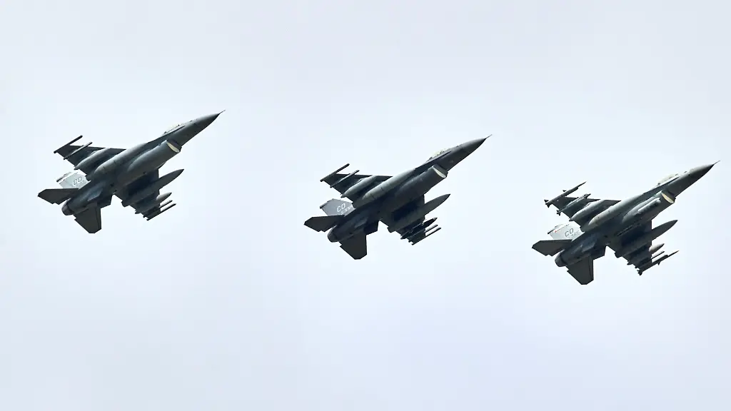 USA greift iranische Ziele trotz Waffenruhe an