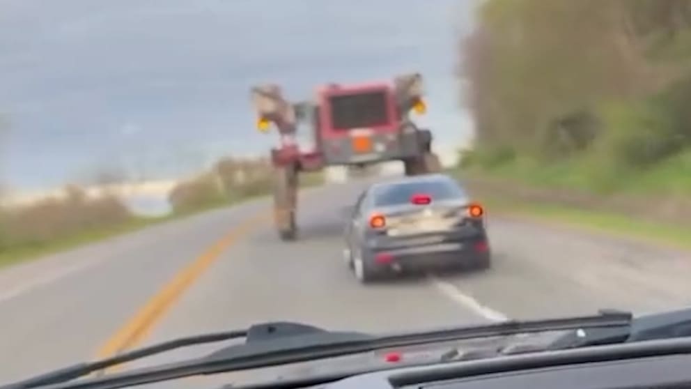 Gefährliches Manöver in den USA durch Dashcam gefilmt