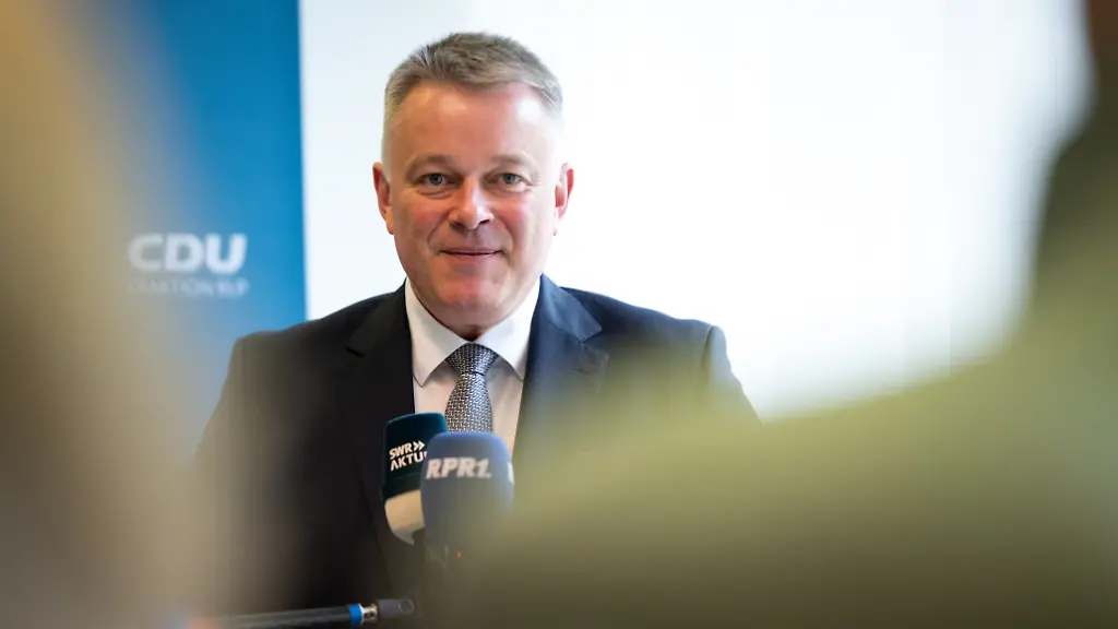 Gordon Schnieder kritisiert Koalitionsstreit in Berlin