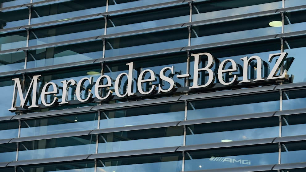 Mercedes-Benz verkauft alle deutschen Autohäuser an Kanadier