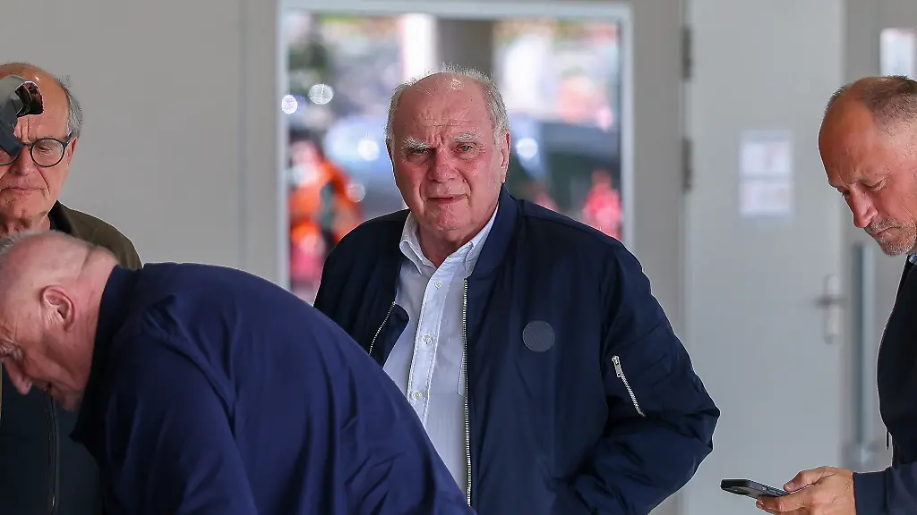 Uli Hoeneß kritisch gegenüber Julian Nagelsmann