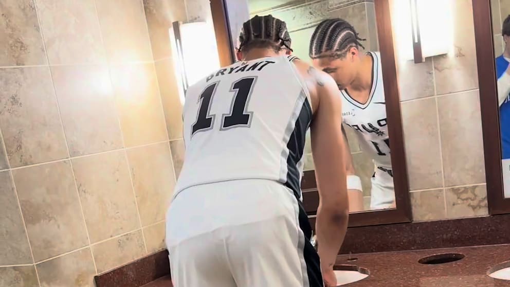 NBA-Star besucht versehentlich Fan-Toilette während Playoff-Spiel
