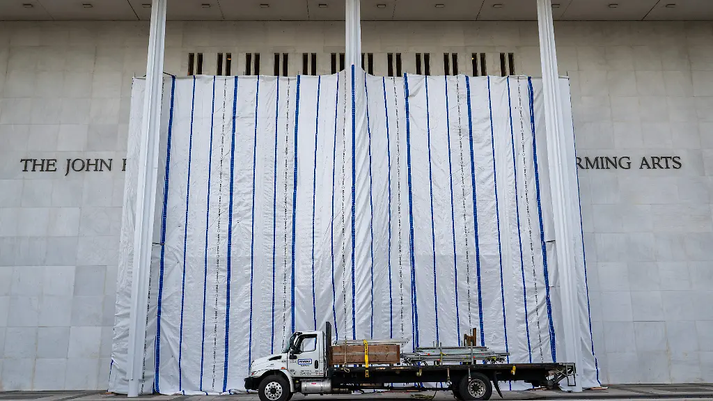 Ende des Namensstreits um das Kennedy Center gefordert
