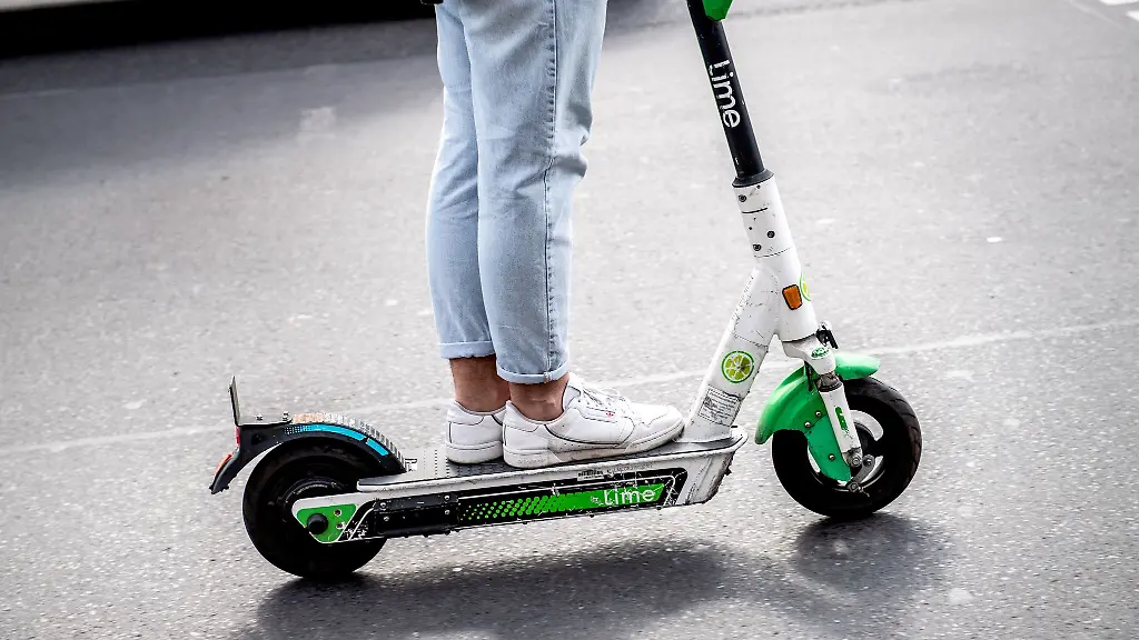 Regeln für E-Scooter ab 2027: Was sich ändert und was jetzt gilt