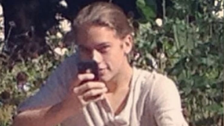 Disney-Star Cole Sprouse fotografiert heimliche Fotografen