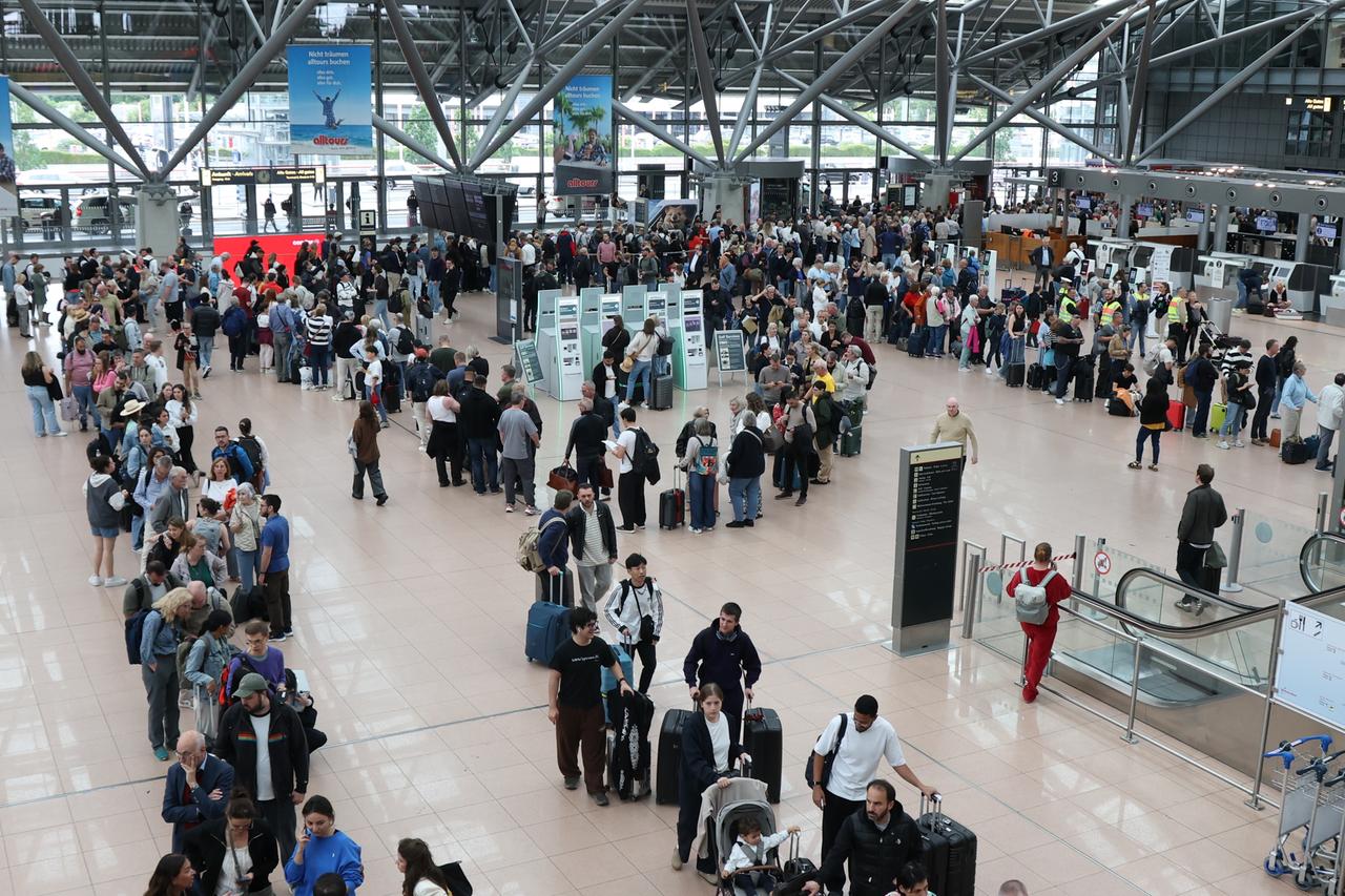 Flughafen Hamburg: Unbefugtes Betreten führt zu Sperrung