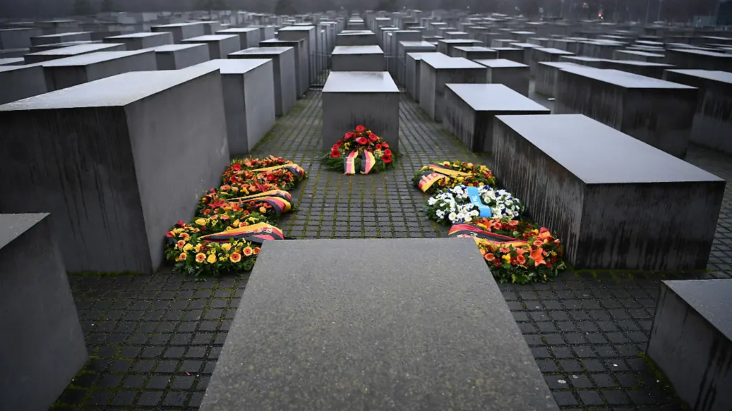 40 Jahre Historikerstreit: Debatte um Einzigartigkeit des Holocausts
