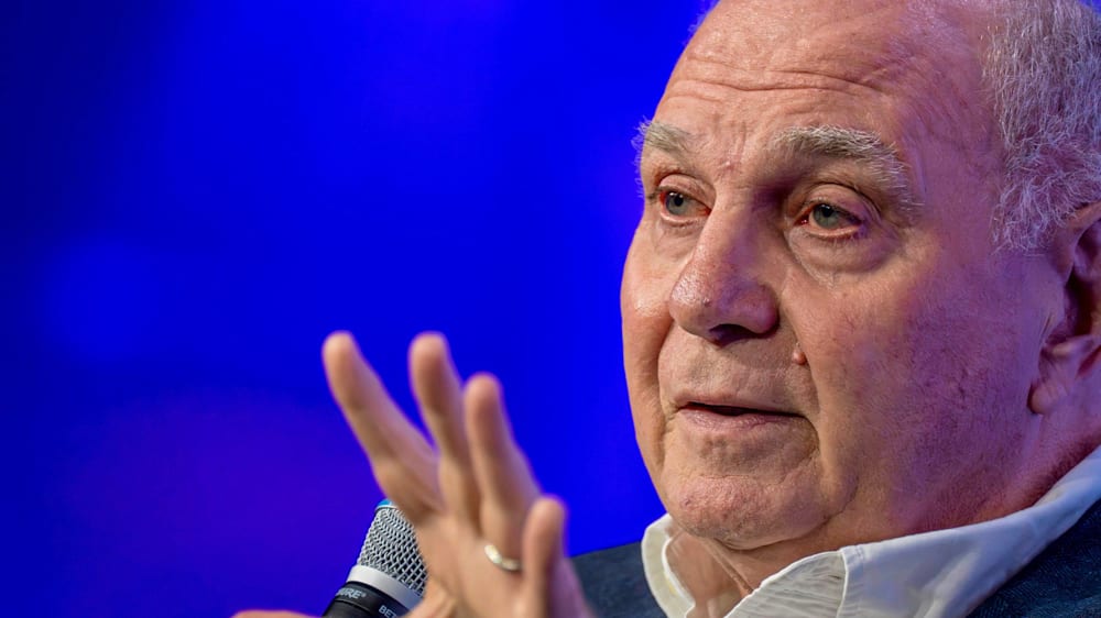 Uli Hoeneß kritisiert die Fußball-WM