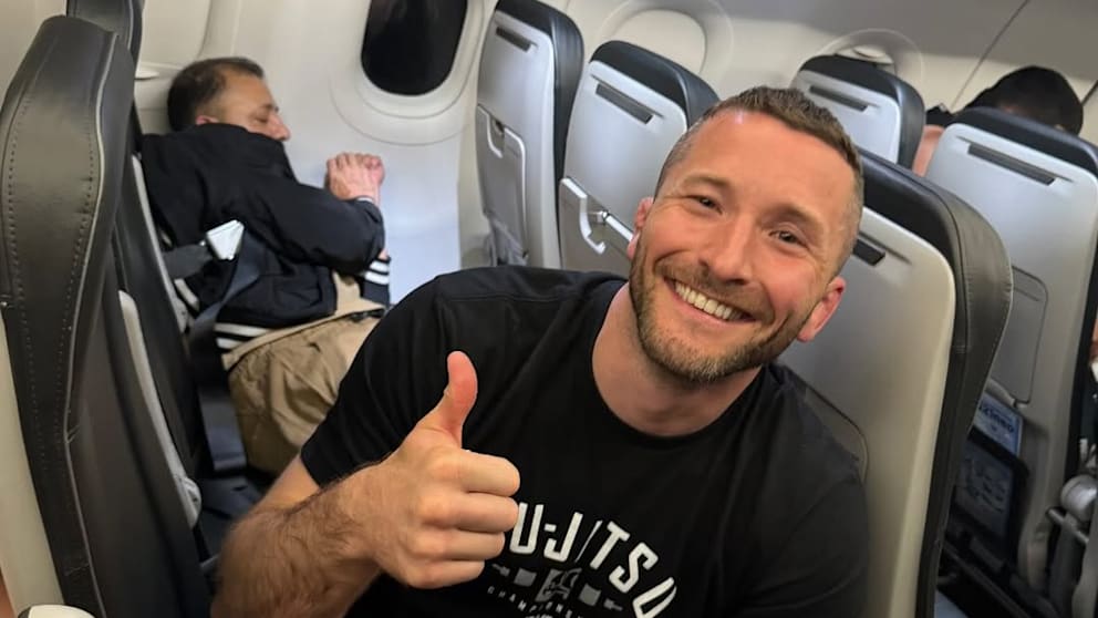 Terror-Angst auf US-Flug: Passagiere fesseln Randalierer