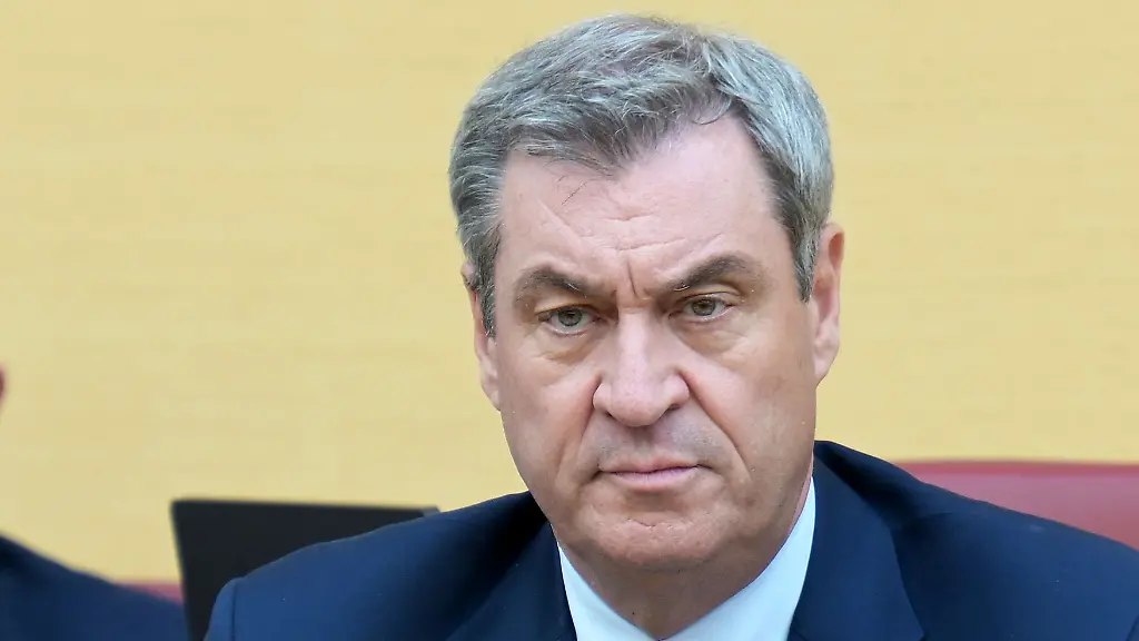 Söder kritisiert Pläne zur Umstrukturierung der Bundeswehr