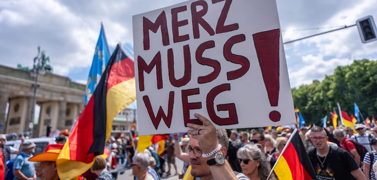 Proteste in Berlin gegen Bundesregierung