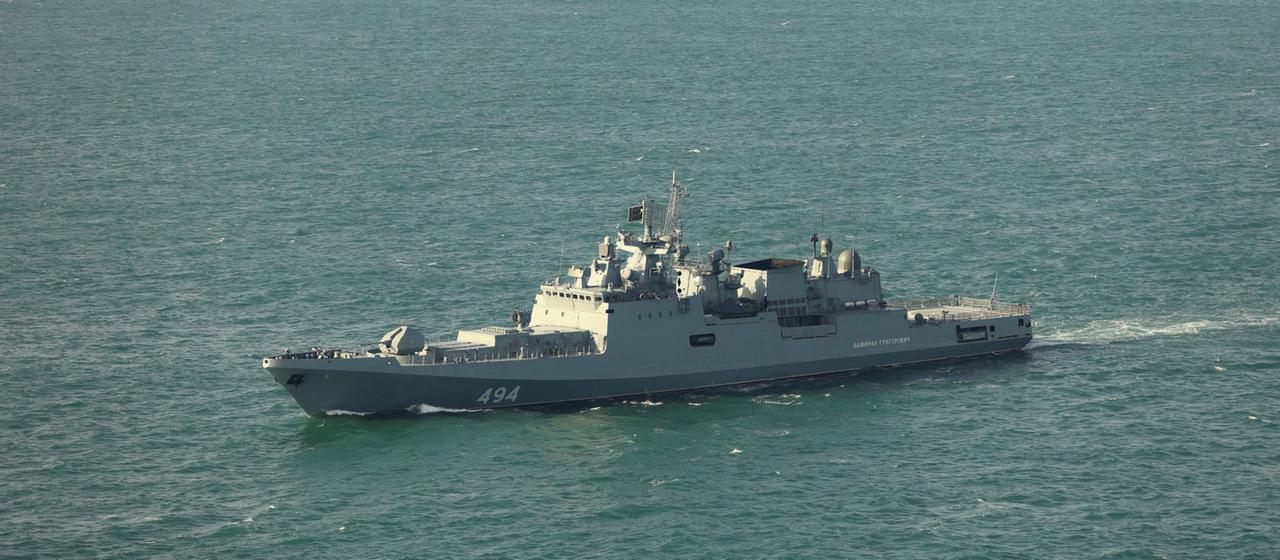 Russisches Kriegsschiff gibt Warnschüsse im Ärmelkanal ab
