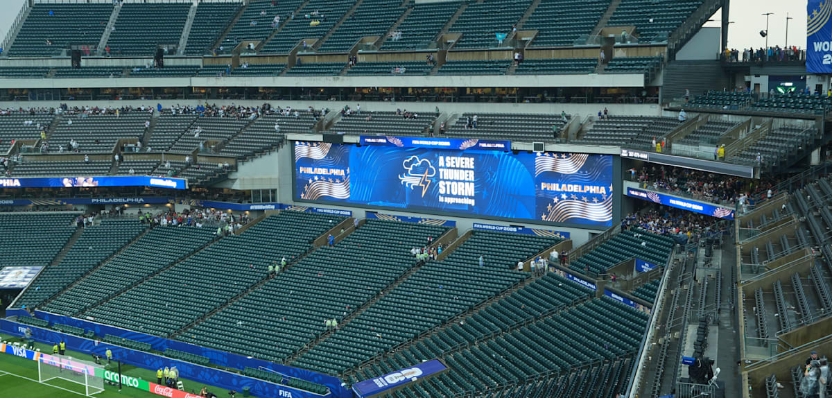 Gewitter unterbricht WM-Spiel in Philadelphia