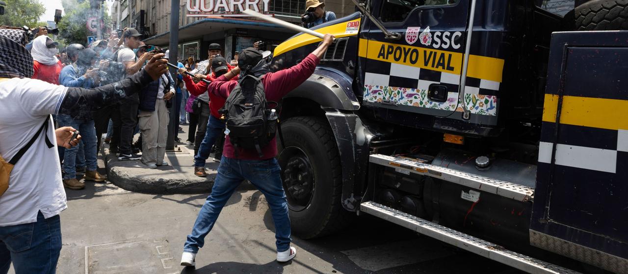 Lehrerproteste in Mexiko-Stadt eskalieren vor WM-Start