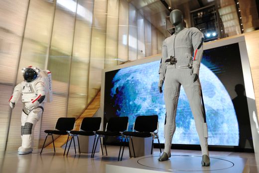 Prada und Axiom Space: Luxus trifft Raumfahrt bei künftigen Mondmissionen