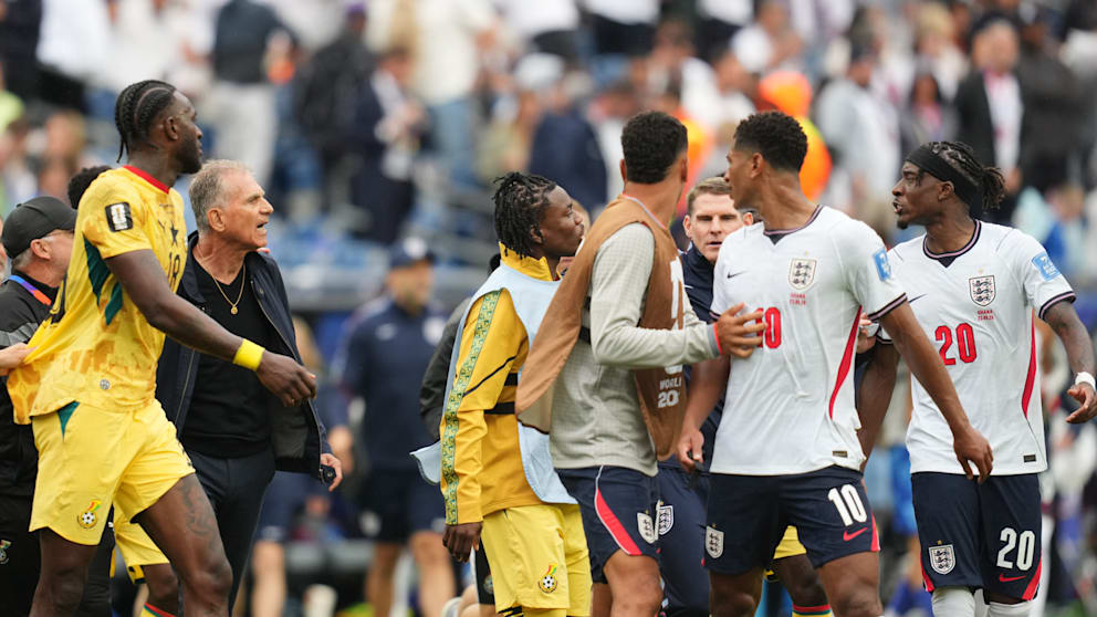 Diskussion um Torwartwechsel vor dem Spiel gegen Ecuador