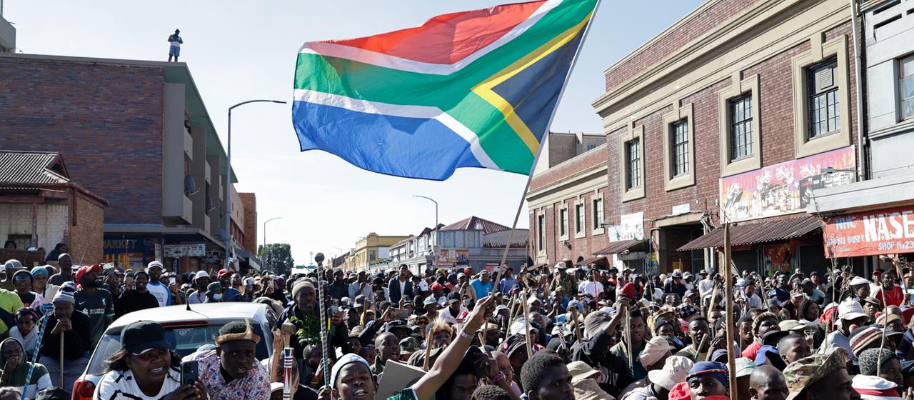 Südafrika: Proteste und Regierungsreaktionen gegen illegale Einwanderung