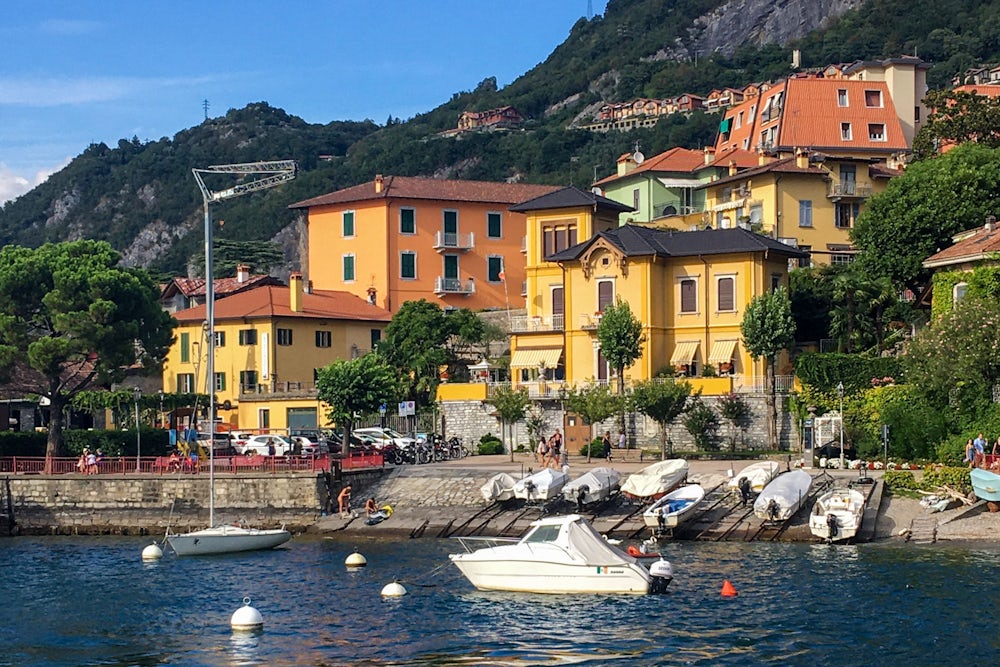 Strenge Kleiderregeln und Verbote in italienischen Badeorten