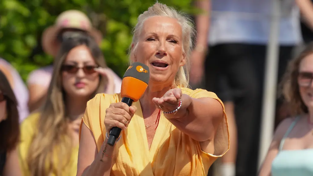Andrea Kiewel entschuldigt sich für unbedachte Äußerung im ZDF-Fernsehgarten