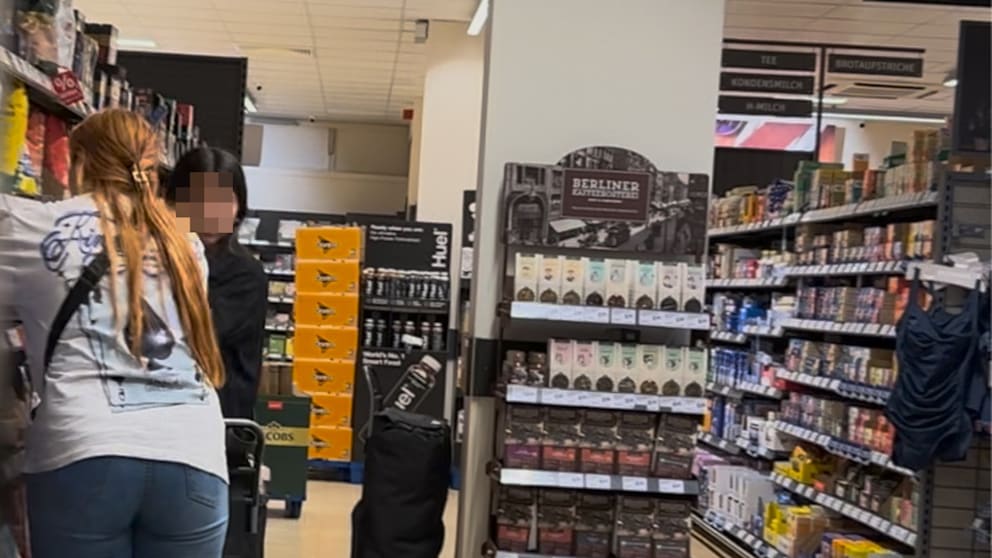 Diebstahl in Berliner Supermarkt: Jugendliche stehlen Luxus-Kaffee
