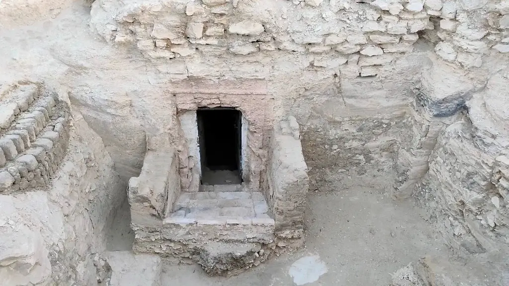 Archäologen entdecken antike Grabstätte in Luxor