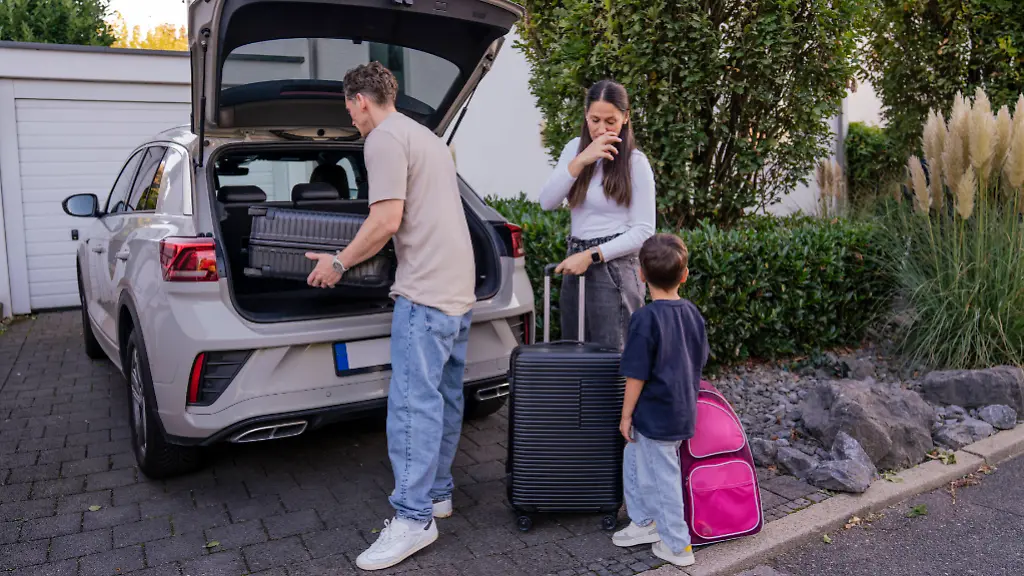 Gut gerüstet für den Urlaub? Diese Ausstattung sollte laut ADAC in keinem Auto fehlen