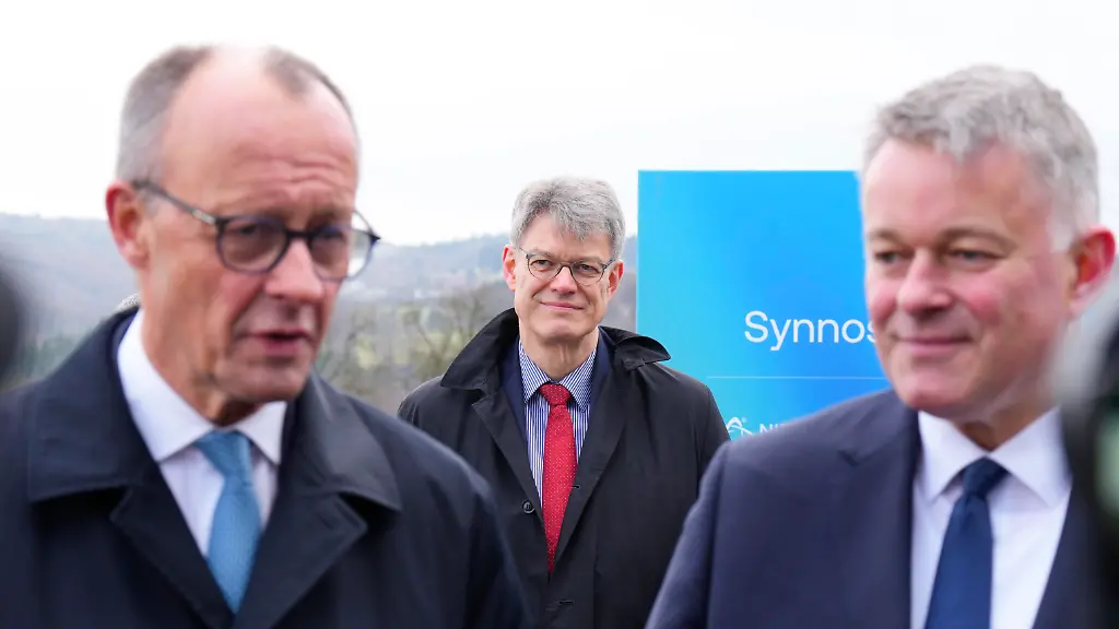 Kritik an Kanzler Merz wegen Umgang mit Verkehrsminister Schnieder