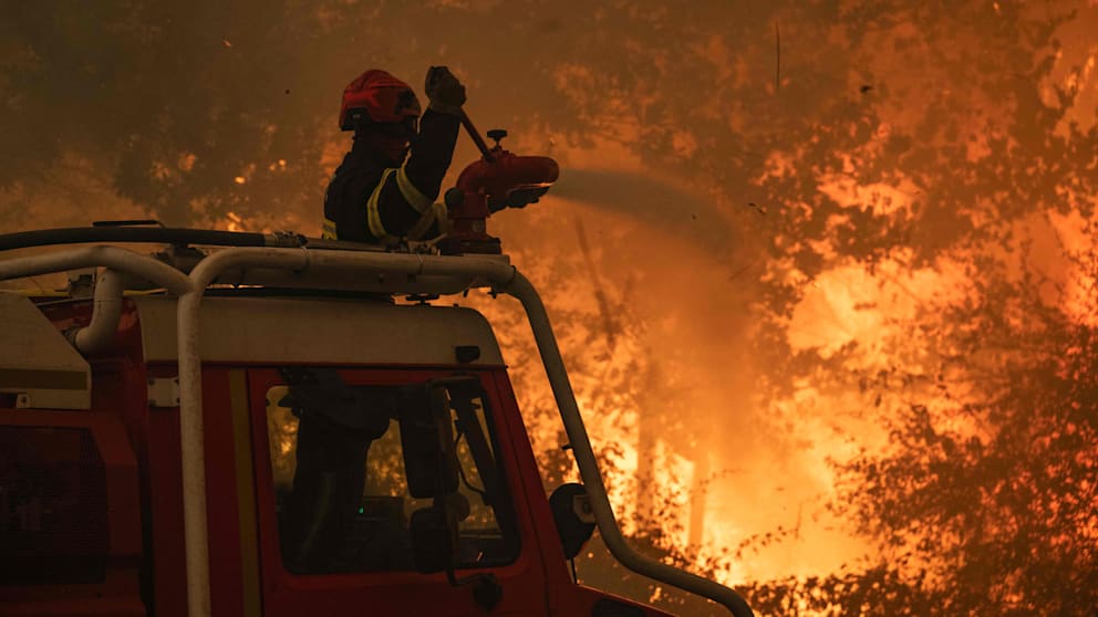 Evakuierung droht in Bordeaux, Spanien erklärt den Notstand wegen Waldbränden