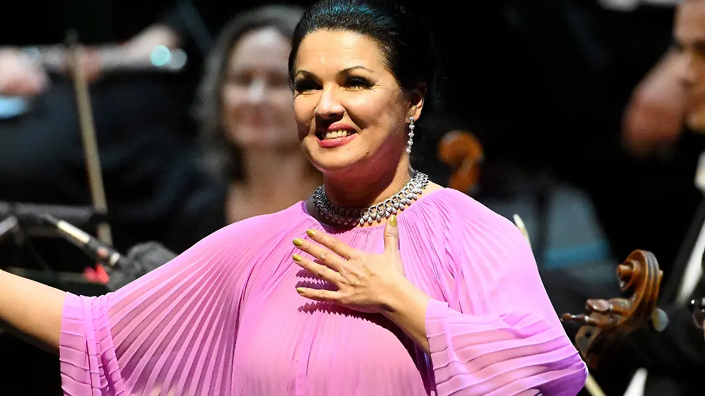 Operndiva Anna Netrebko zieht sich wegen Erschöpfung zurück