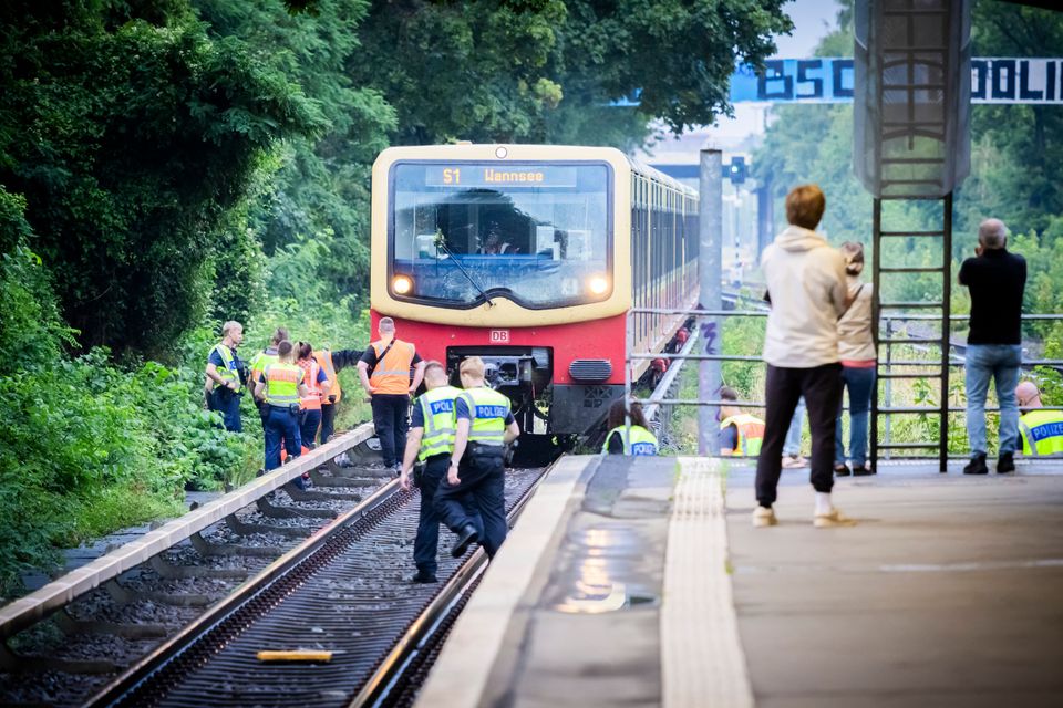 Starke Gewitter verursachen Verkehrschaos in Deutschland